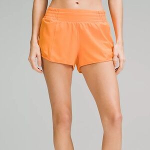 Lululemon Hotty Hot High-Rise Lined Shorts 2.5”